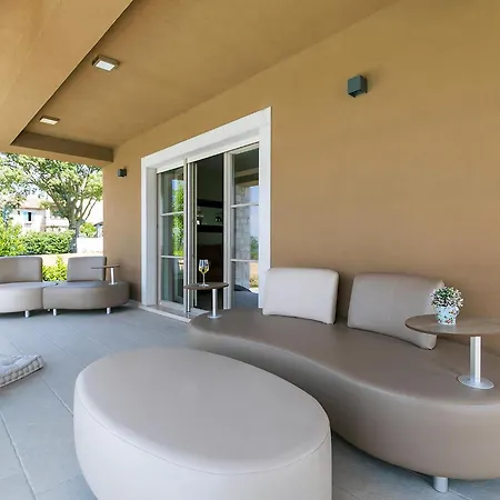 Mikela Mit Pool Und Schoenem Aussblick Holiday home Ferenci